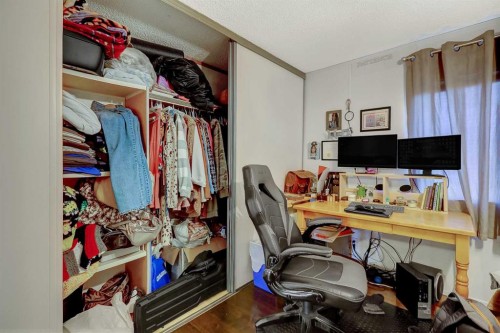 10115 99 Avenue, Bezanson, AB - Indoor Photo Showing Office