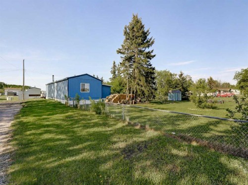 10115 99 Avenue, Bezanson, AB - Outdoor