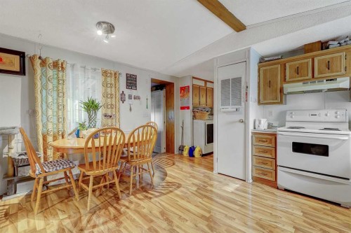 10115 99 Avenue, Bezanson, AB - Indoor Photo Showing Kitchen
