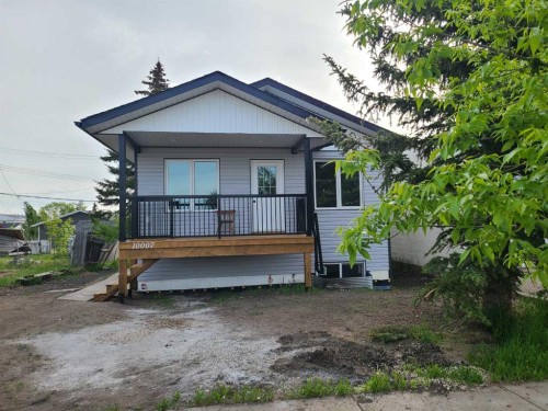 10007 99 Street  Sexsmith, AB T0H 3C0