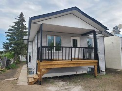10007 99 Street Sexsmith, AB T0H 3C0