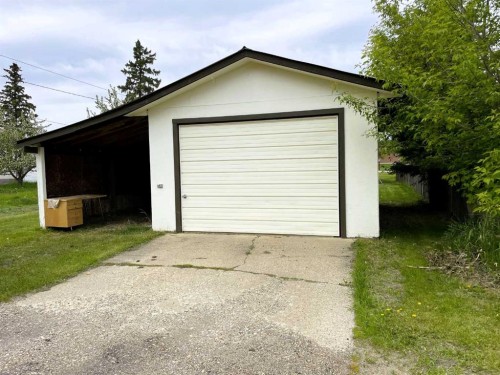 11209 103 Avenue, Fairview, AB - Outdoor With Exterior