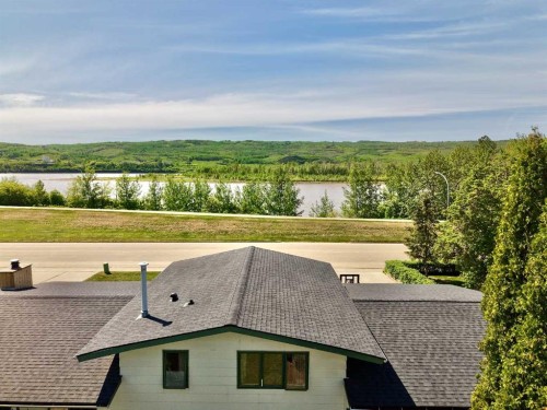 8301 94 Street, Peace River, AB 