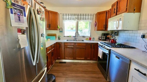 8301 94 Street, Peace River, AB 