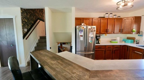 8301 94 Street, Peace River, AB 