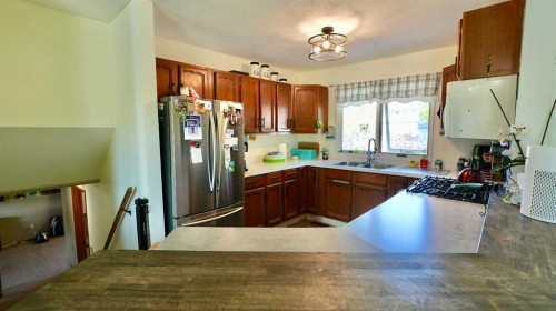 8301 94 Street, Peace River, AB 