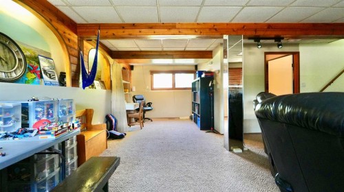 8301 94 Street, Peace River, AB 