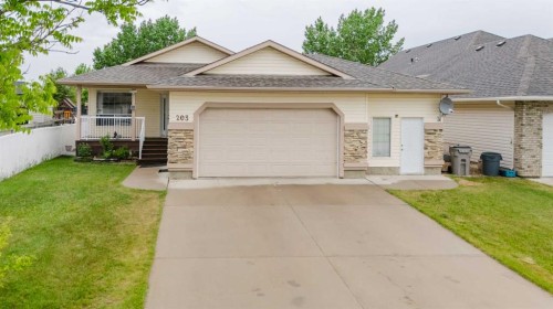 203 Pinnacle Way, Grande Prairie, AB 