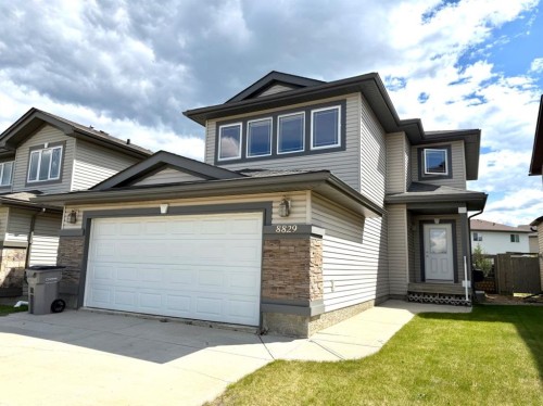 8829 89 Avenue  Grande Prairie, AB T8X 0C6