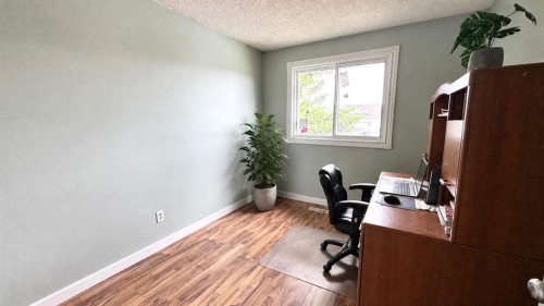 9928 93 Avenue, Wembley, AB - Indoor Photo Showing Office