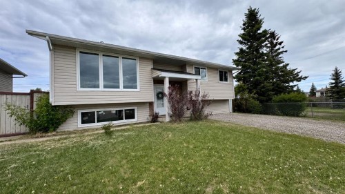 9928 93 Avenue, Wembley, AB - Outdoor