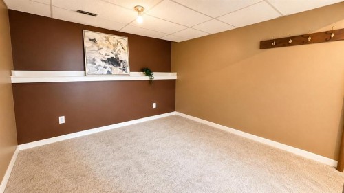 9928 93 Avenue, Wembley, AB - Indoor Photo Showing Other Room