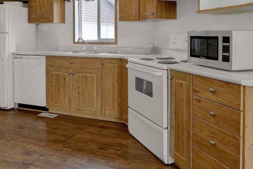 9709 110 Avenue, Clairmont, AB 