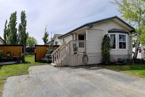 9021 85 Avenue  Grande Prairie, AB T8X 0A8