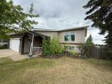 9913 72 Avenue, Peace River, AB 