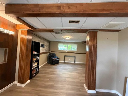 9913 72 Avenue, Peace River, AB 