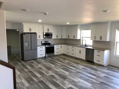 24 Dogwood Drive, High Level, AB 