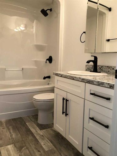 24 Dogwood Drive, High Level, AB 