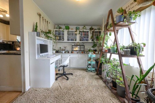 9915 99 Street, Wembley, AB - Indoor Photo Showing Office