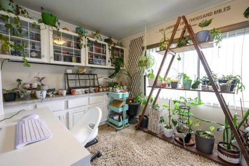 9915 99 Street, Wembley, AB - Indoor