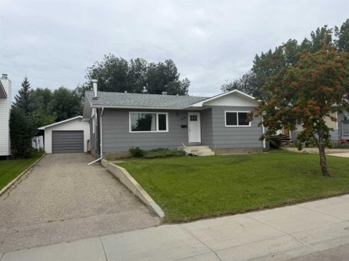 9730 117 Avenue  Grande Prairie, AB T8V 3P4