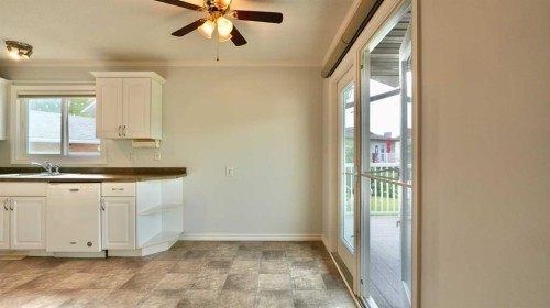 9805 75 Avenue, Peace River, AB 