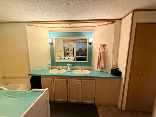 14304 Twp Rd 1072, La Crete, AB 