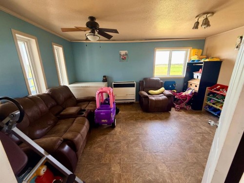 14304 Twp Rd 1072, La Crete, AB 