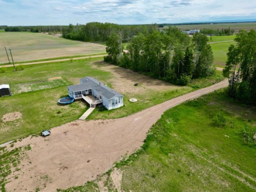 14304 Twp Rd 1072, La Crete, AB 