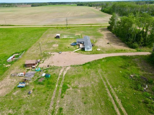 14304 Twp Rd 1072, La Crete, AB 