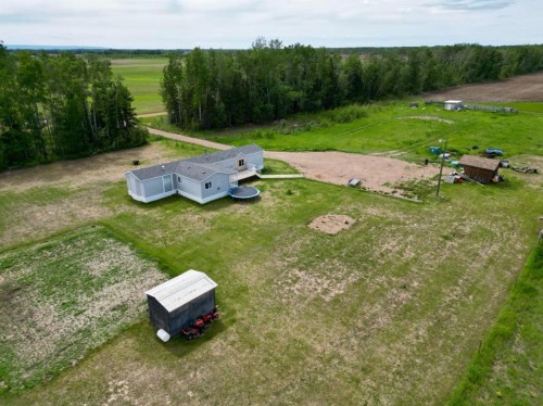14304 Twp Rd 1072, La Crete, AB 