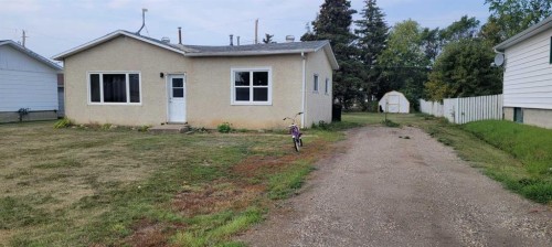 10304 114 Street, Fairview, AB - Outdoor