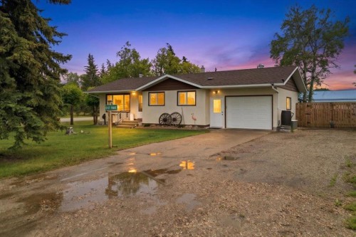 10101 99 Avenue, Bezanson, AB 