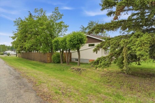 10101 99 Avenue, Bezanson, AB 
