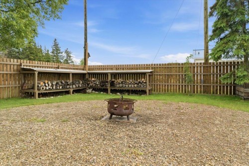 10101 99 Avenue, Bezanson, AB 