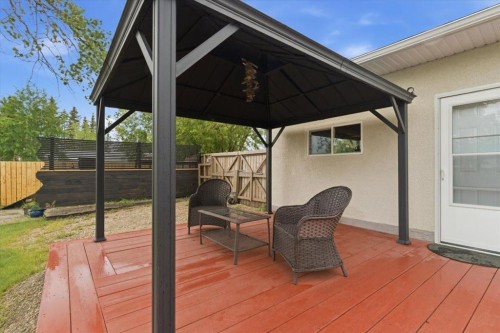10101 99 Avenue, Bezanson, AB 