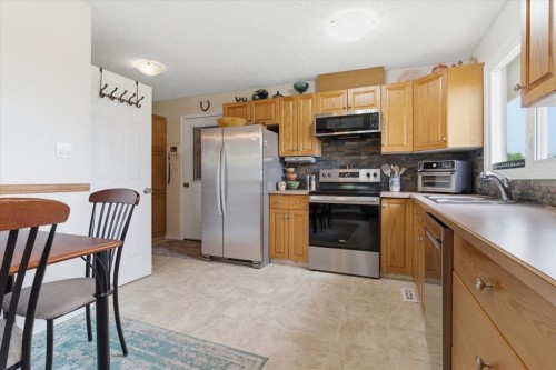 10101 99 Avenue, Bezanson, AB 