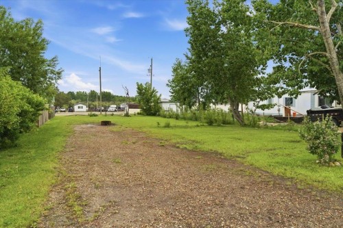 10105 99 Avenue, Bezanson, AB 