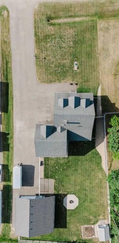 7925 Carriage Lane Drive, Rural Grande Prairie No. 1, County Of, AB 