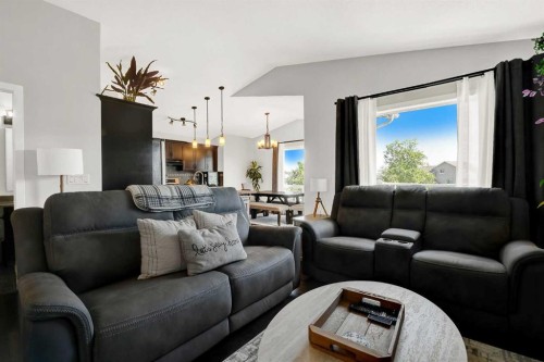 9427 Willow Drive, Grande Prairie, AB 