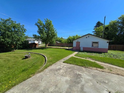 10701 91 Street, Peace River, AB 