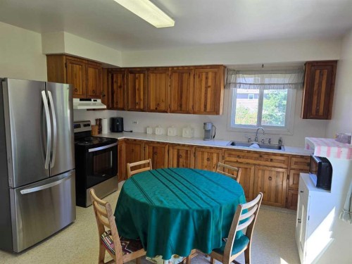 10701 91 Street, Peace River, AB 