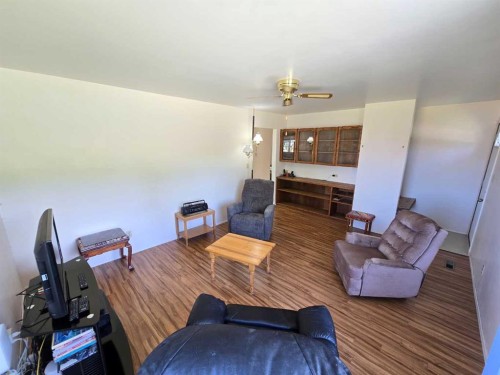 10701 91 Street, Peace River, AB 