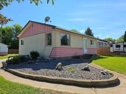 10701 91 Street Peace River, AB T8S 1R1