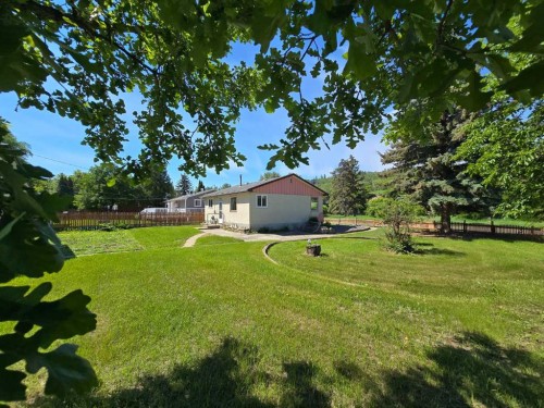 10701 91 Street, Peace River, AB 