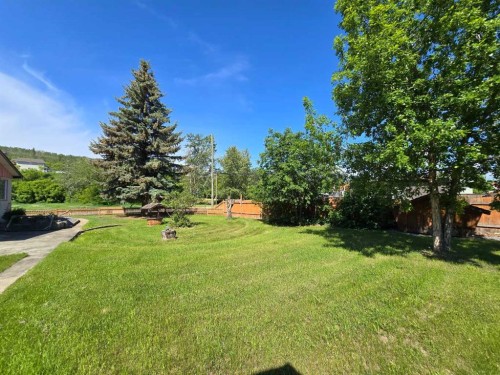 10701 91 Street, Peace River, AB 