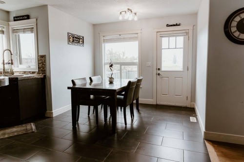 9010 Willow Drive, Grande Prairie, AB 