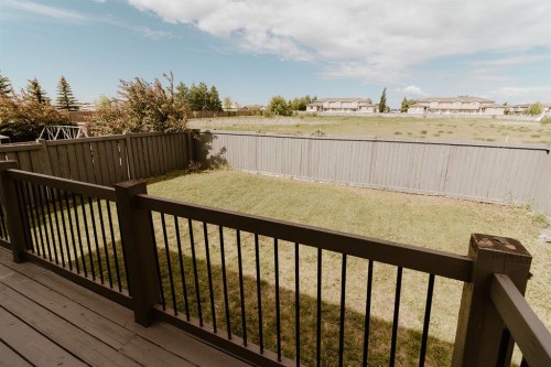 9010 Willow Drive, Grande Prairie, AB 