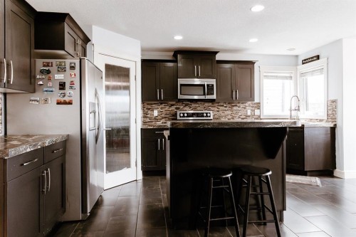 9010 Willow Drive, Grande Prairie, AB 