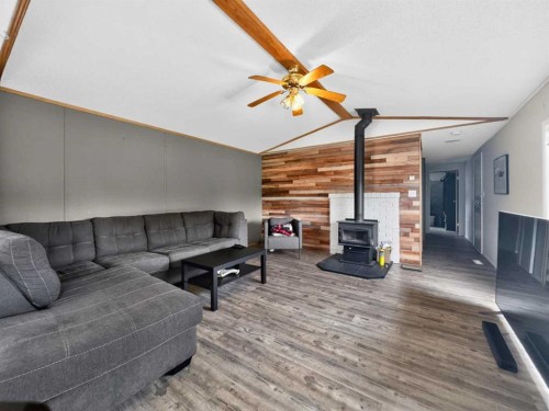 10414 103 Avenue, La Crete, AB - Indoor